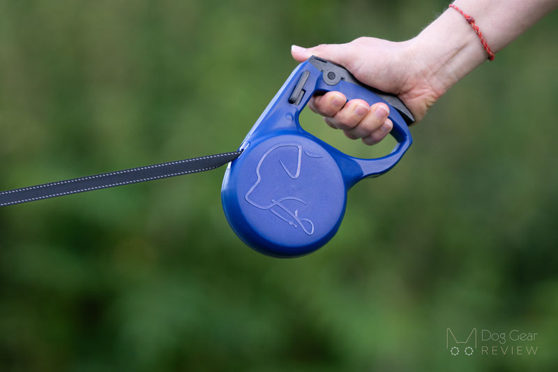  Alpha Retractable Leash Review | Dog Gear Review